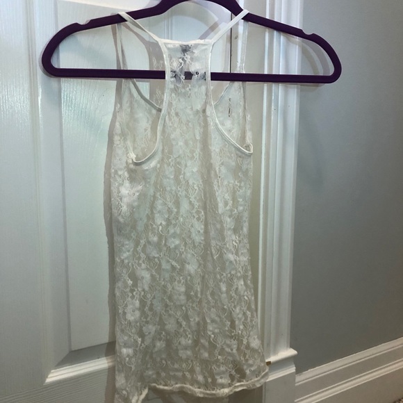 Lace tank top - Picture 2 of 3